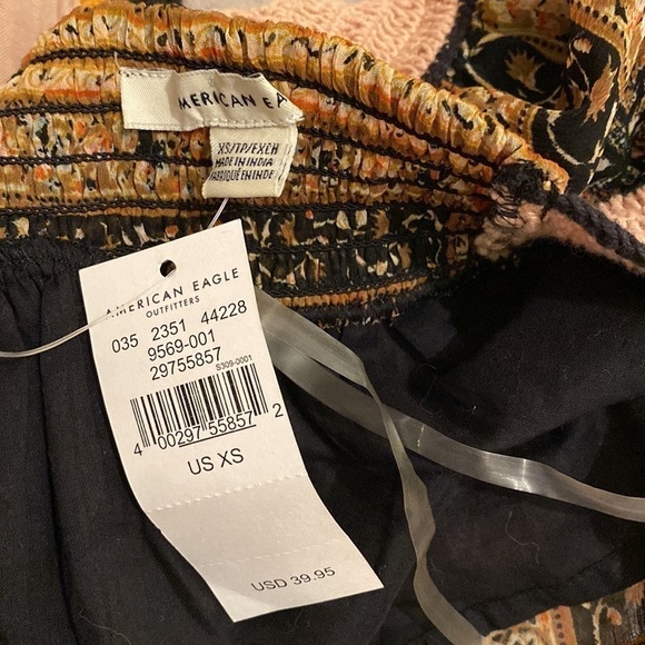 American Eagle boho crochet top . Size Xs . New. - Picture 4 of 9